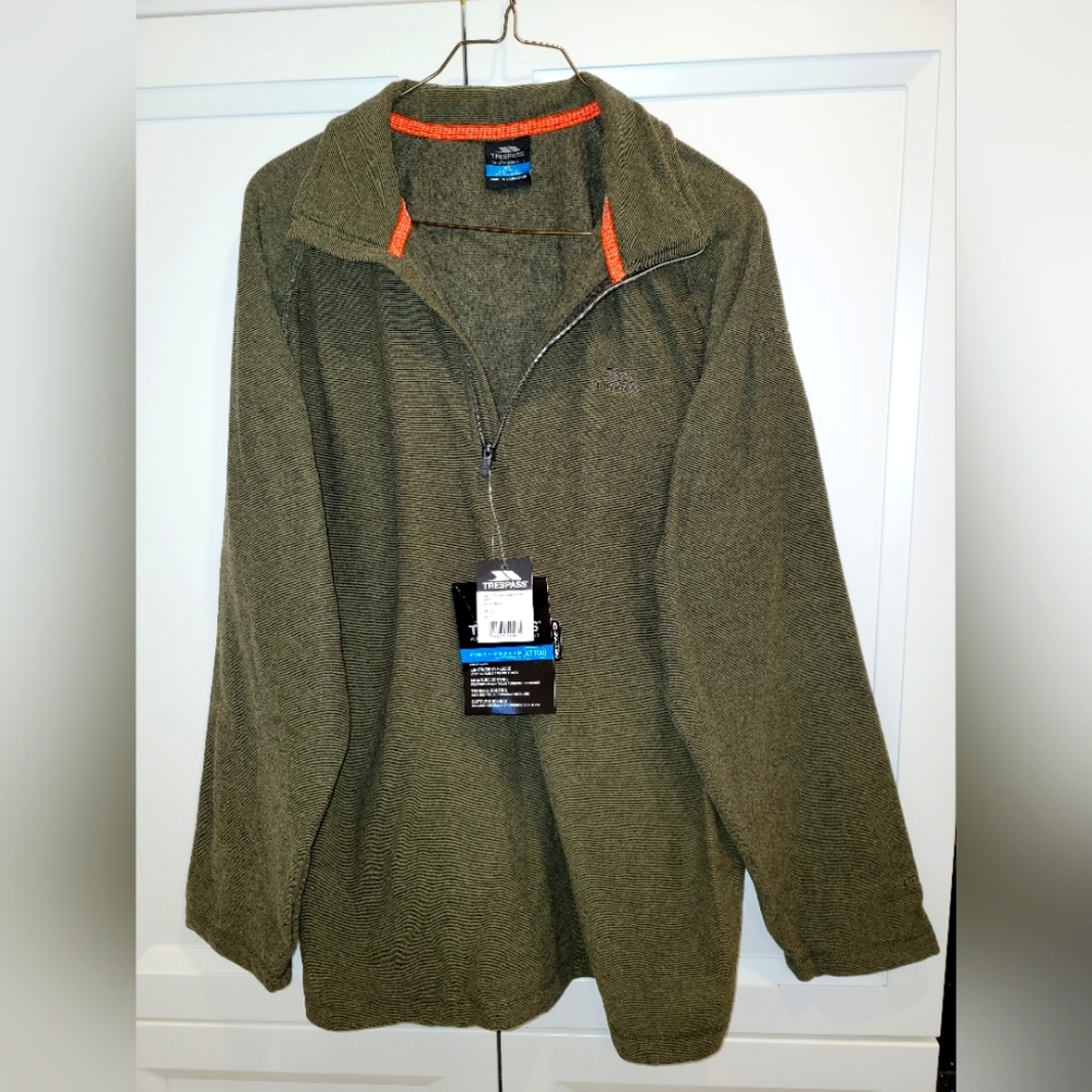 Men's XL 1/4 zip pullover sweater.